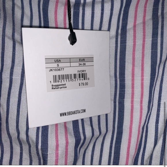 New JACK by Steve Madden Nice Lines Romper in Ivory Steve Madden Ivory - Picture 4 of 4